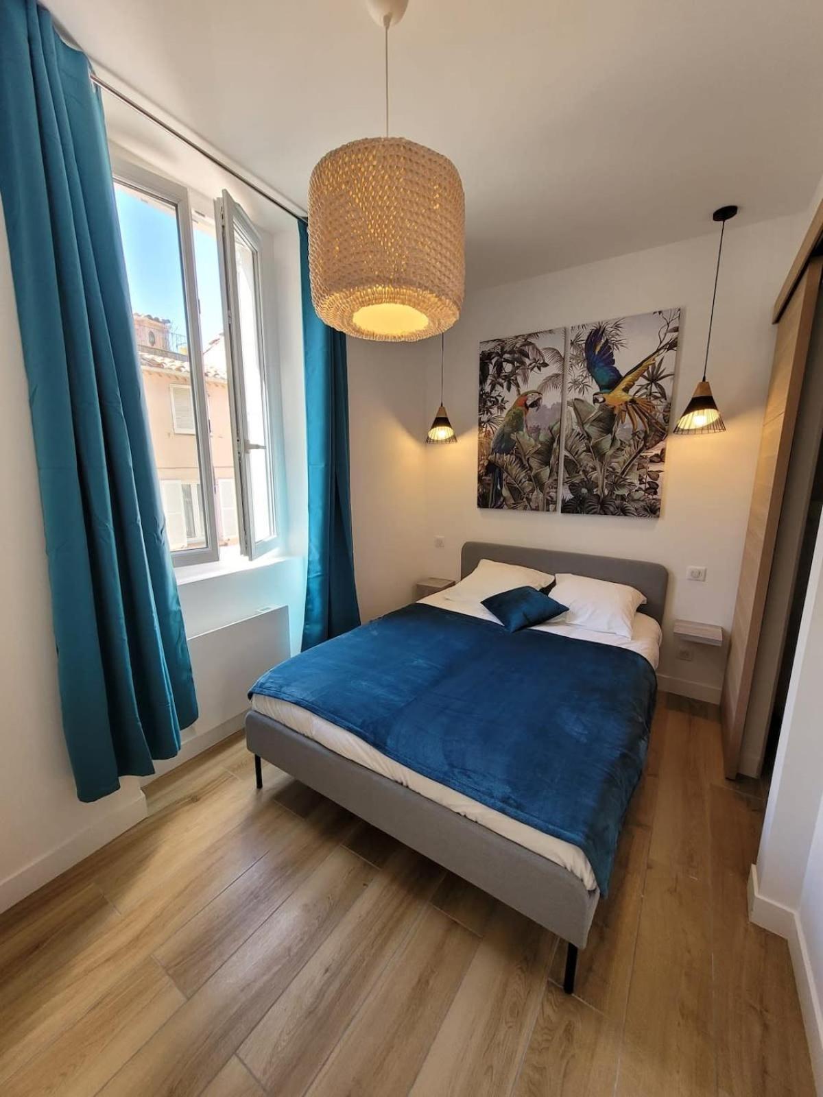 06An - Beautiful Apartment In The Heart Of Old Антиб Экстерьер фото
